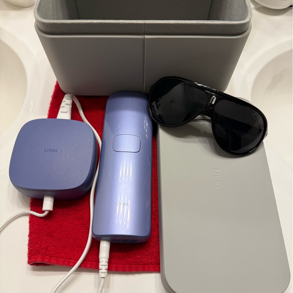 Ulike Hair Removal Device Set in Purple and Gray